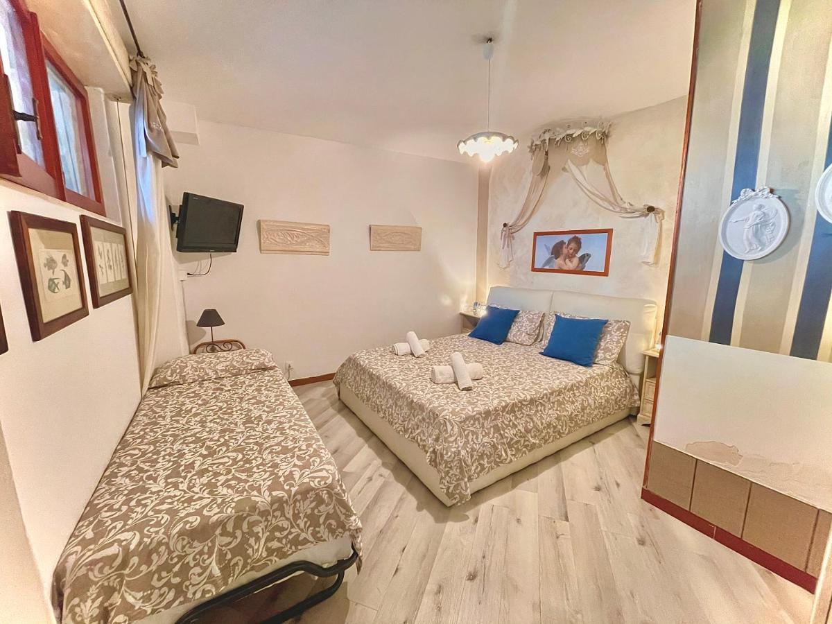 Bed and Breakfast Un Ospite A Fontania à Gaète Extérieur photo