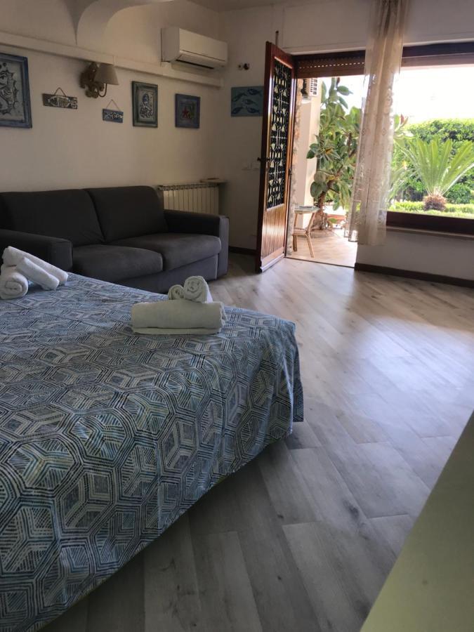 Bed and Breakfast Un Ospite A Fontania à Gaète Extérieur photo